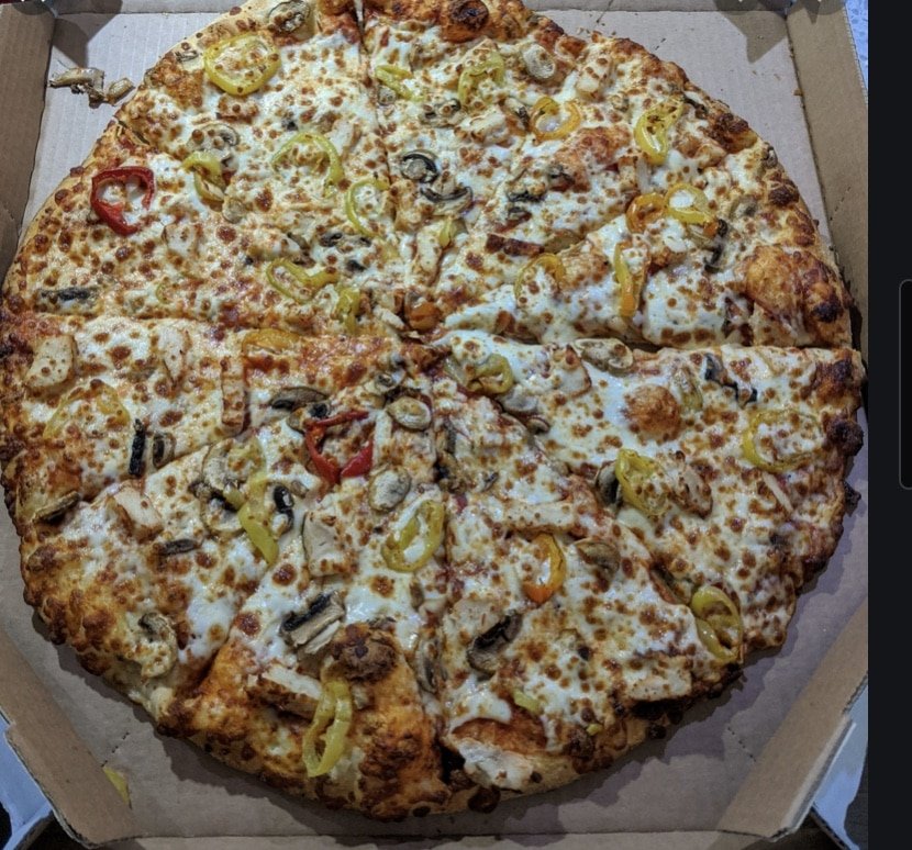 Pizza Hut Large Vs Dominos Large Pizza – The Largest Pizza?