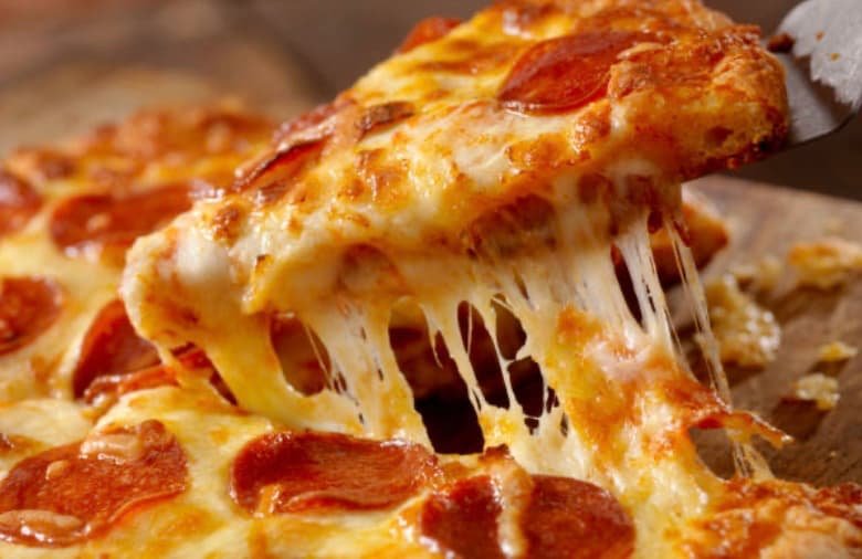 10 Reasons Why Pizza is so Expensive- This will shock you!