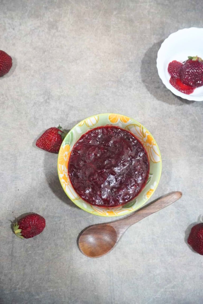 Easy Strawberry Jam Recipe from Scratch